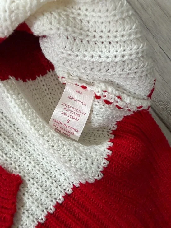 NWT SoMe Rane Red & White Striped Knit Sleeveless Vest size small - Picture 8 of 8